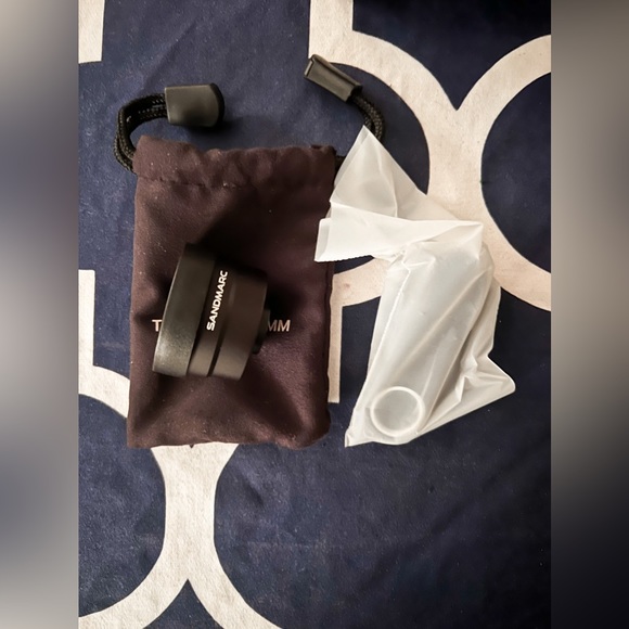 Sandmarc Active Gear TELEPHOTO LENS EDITION
for iPhone 12 Pro Max with Case - Picture 3 of 3